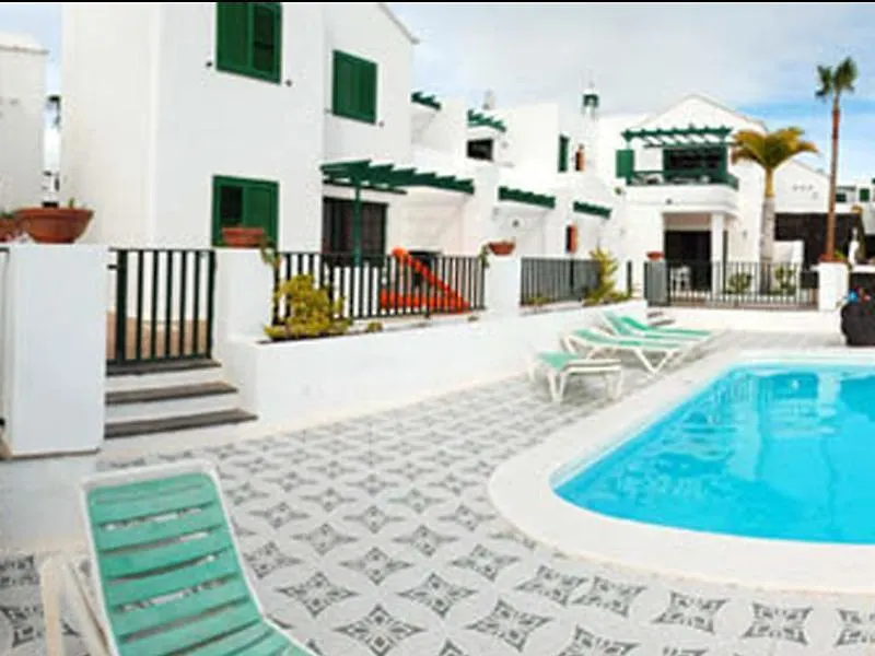 Apartamentos las Acacias Puerto del Carmen  0*, Puerto del Carmen (Lanzarote)