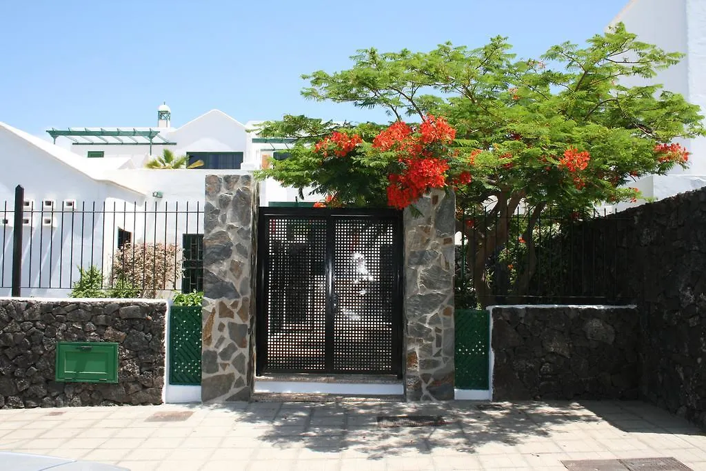 Apartamentos las Acacias Puerto del Carmen  España