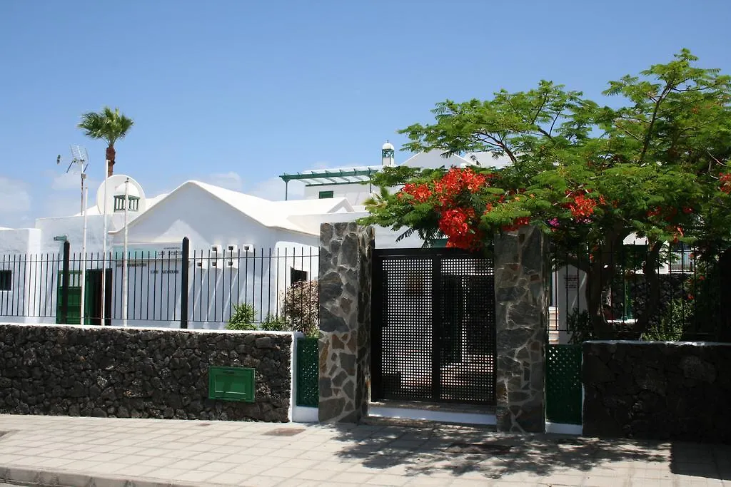 Apartamentos las Acacias Puerto del Carmen  0*, Puerto del Carmen (Lanzarote) España
